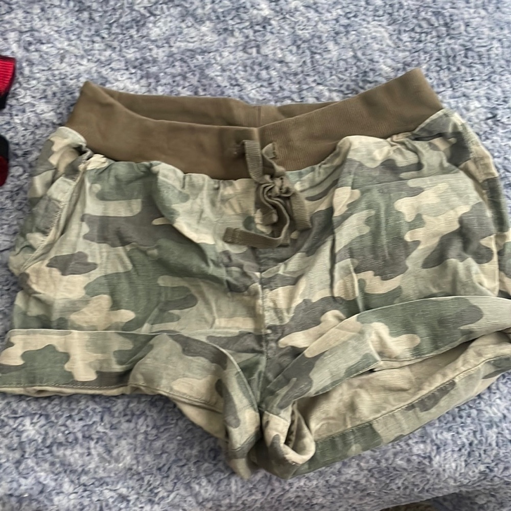 Lucky brand camo shorts